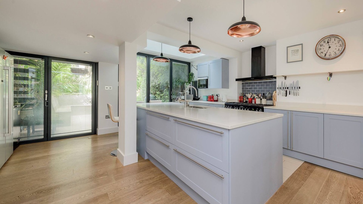 Highbury House | Family Townhouse, by Veeve