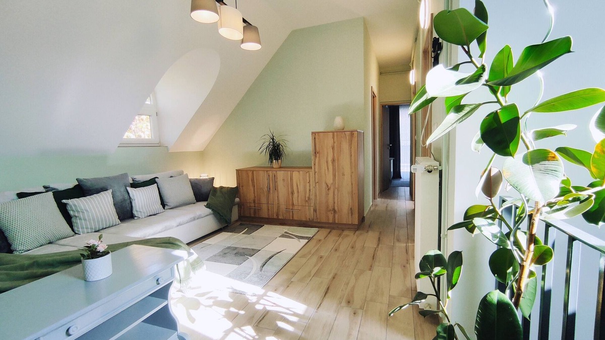 Balatonfured House | Family vacation apartment with children's room and billiard room, the