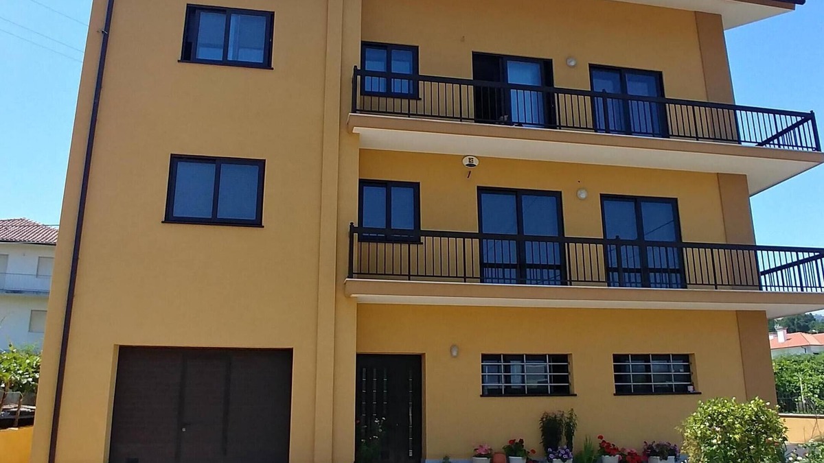 Venade Apartment | Family Vacation Apartment (2-5 pax)