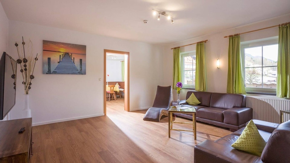 Landl Apartment | Family vacation in Thierseetal: Luxurious holiday apartment 8 in Tyrol - family paradise MoNi