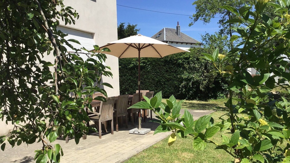 Jamoigne Cottage | Family Villa Near Forest