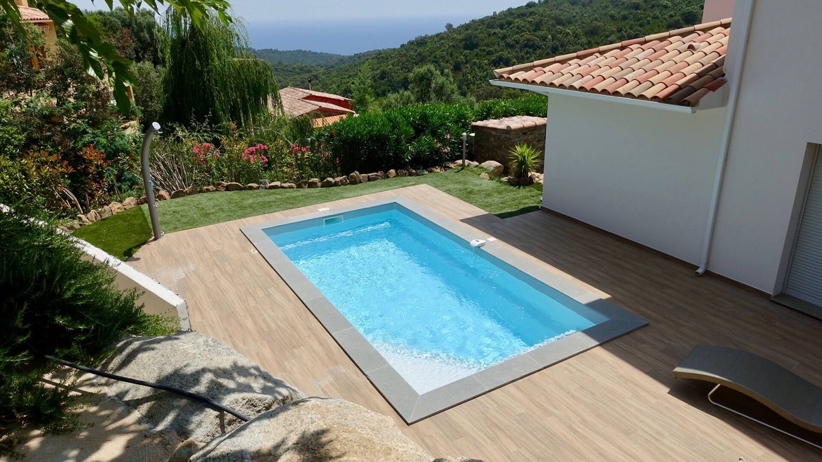 Sari-Solenzara Villa | Family villa on the heights of Solenzara - Sea view - Heated swimming pool