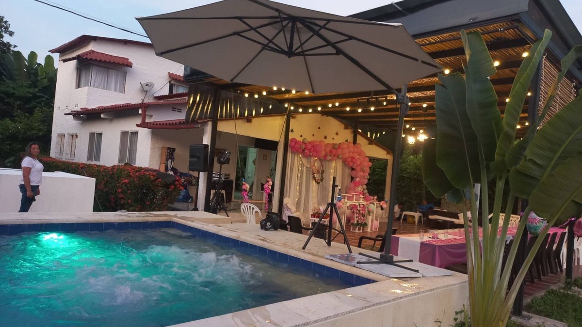 San Sebastian de Mariquita Villa | FAMILY VILLA-WITH JACUZZI - HYDROMASSAGE