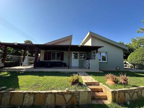 Pissouri Villa | Family Villa with Large Garden