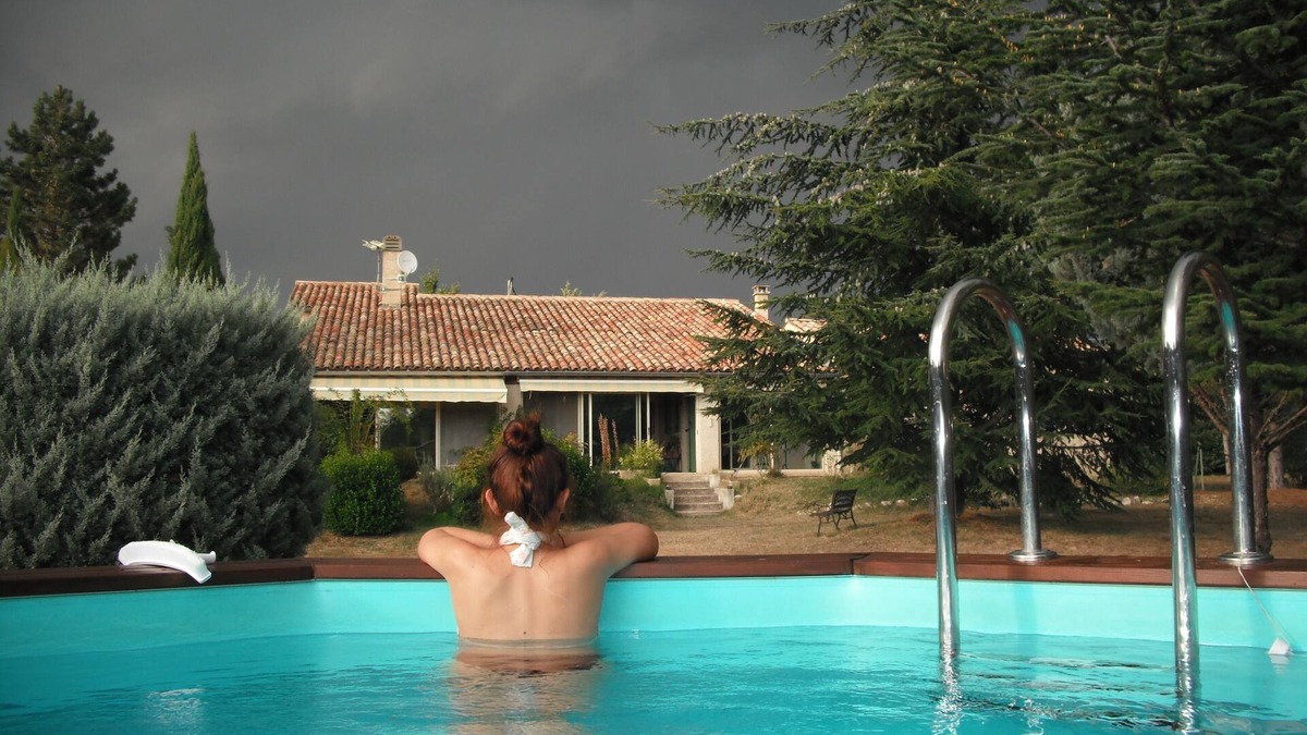 Banon House | FAMILY VILLA with private swimming pool, on huge wooded grounds