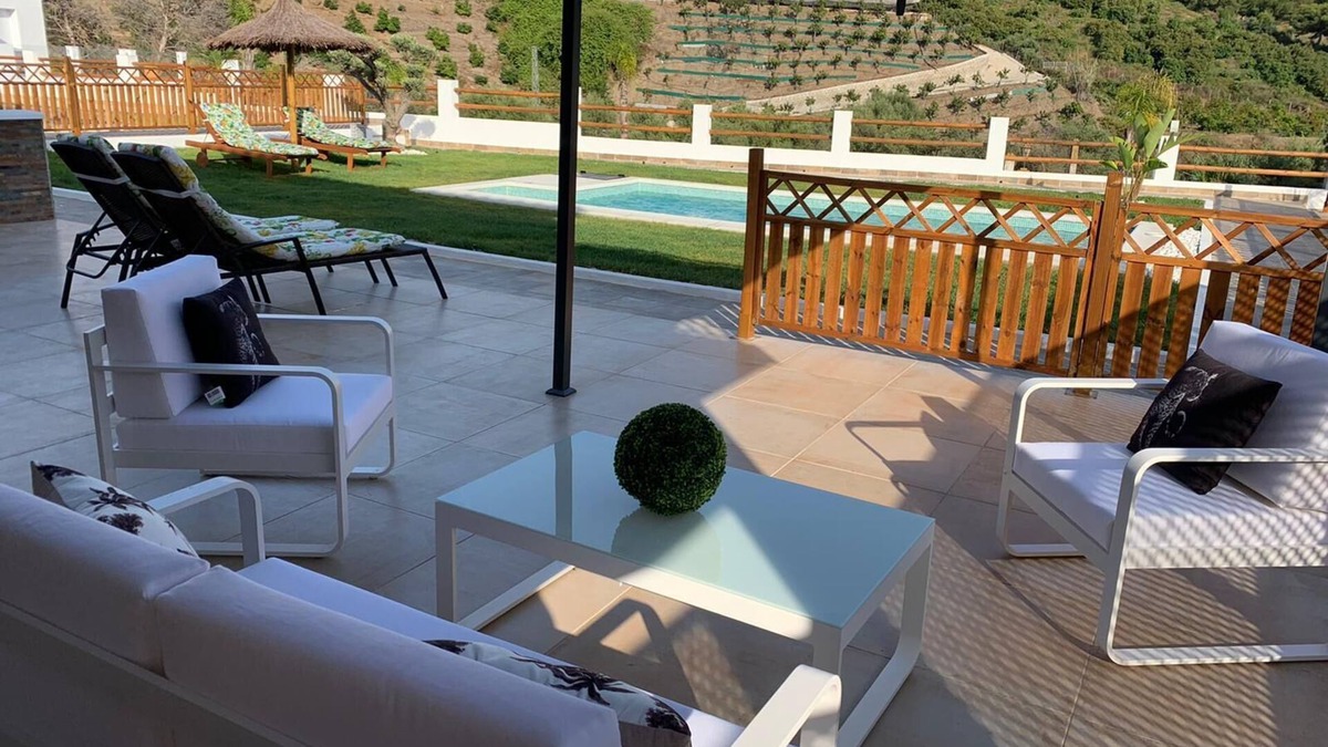 Mezquitilla House | Fantástica Casa en Conjunto Residencial