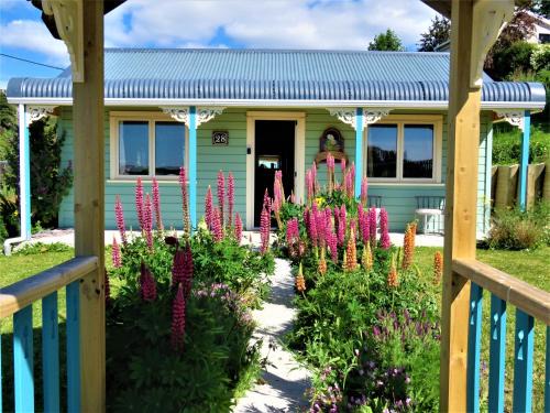 Oamaru Apartment | Fantail Cottage