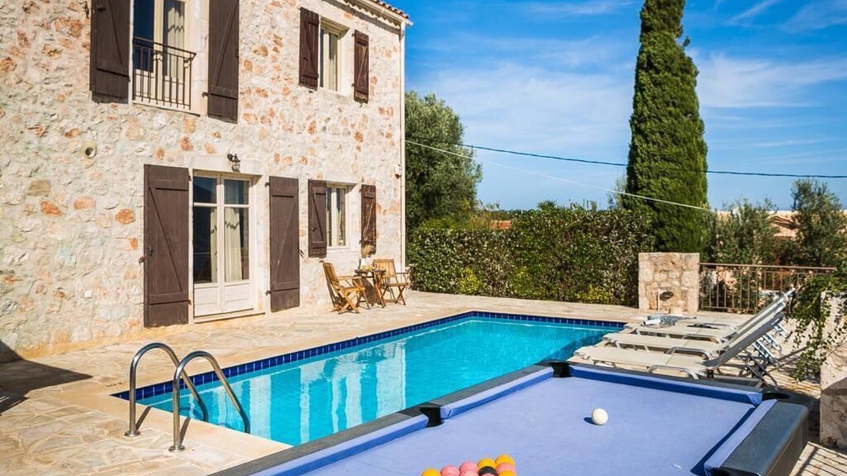 Tselendata Villa | Fantastic 2 bed traditional villa with private pool