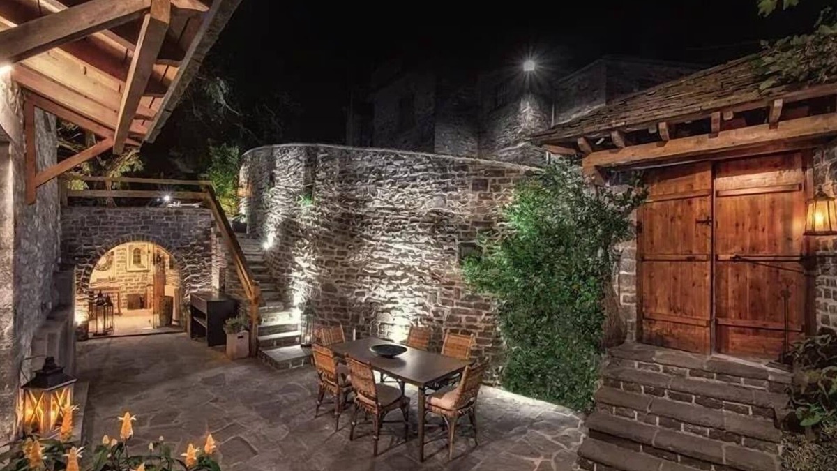 Dikoryfo Villa | Fantastic 3BR Villa Perfect View at Zagori