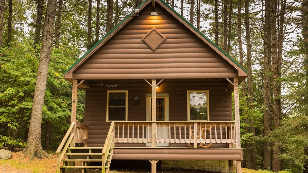 Caratunk House | Fantastic 4 Season Cabin across from the Kennebec River