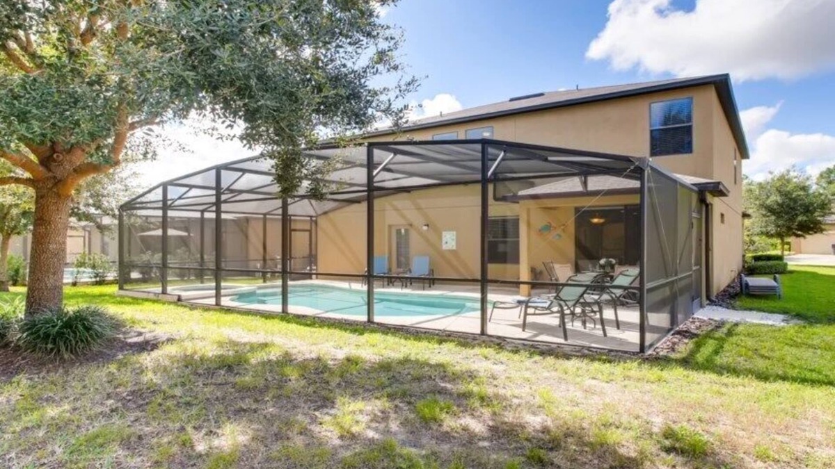 Cypress Pointe Villa | Fantastic 6 Bed Pool Villa Games Room Close to Disney