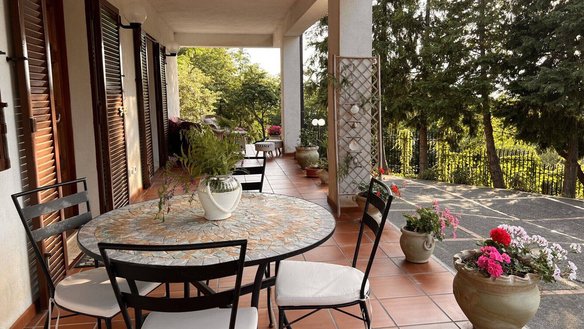 Fuscaldo Villa | Fantastic Agrihouse complete with all the comforts for a fantastic holiday