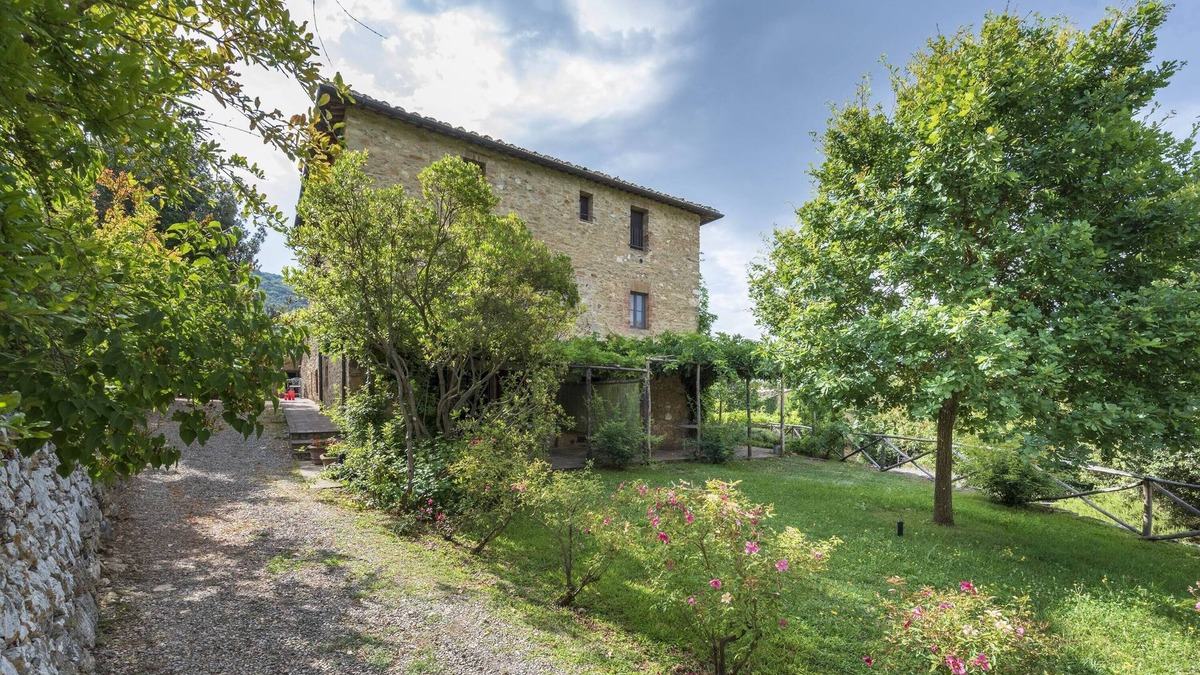 Simignano Apartment | Fantastic apartment in the middle of the Chianti area, private terrace