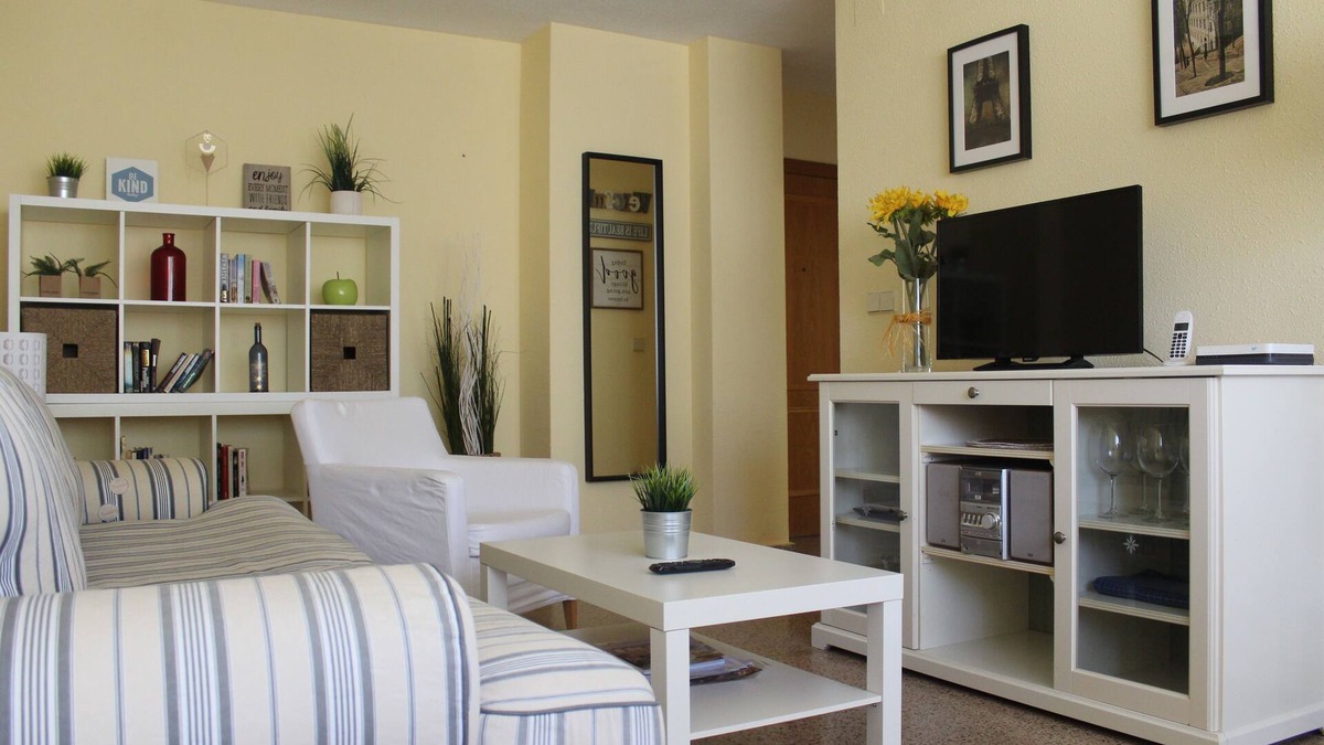 Playa de San Juan Apartment | FANTASTIC APARTMENT ON THE BEACH TO REST .