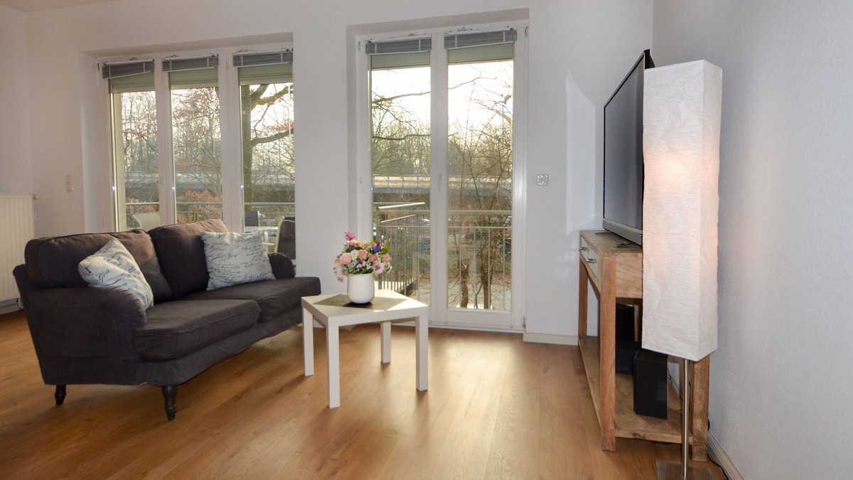 Marienthal Apartment | Fantastic apartment with balcony for 4 people in Hamburg Marienthal