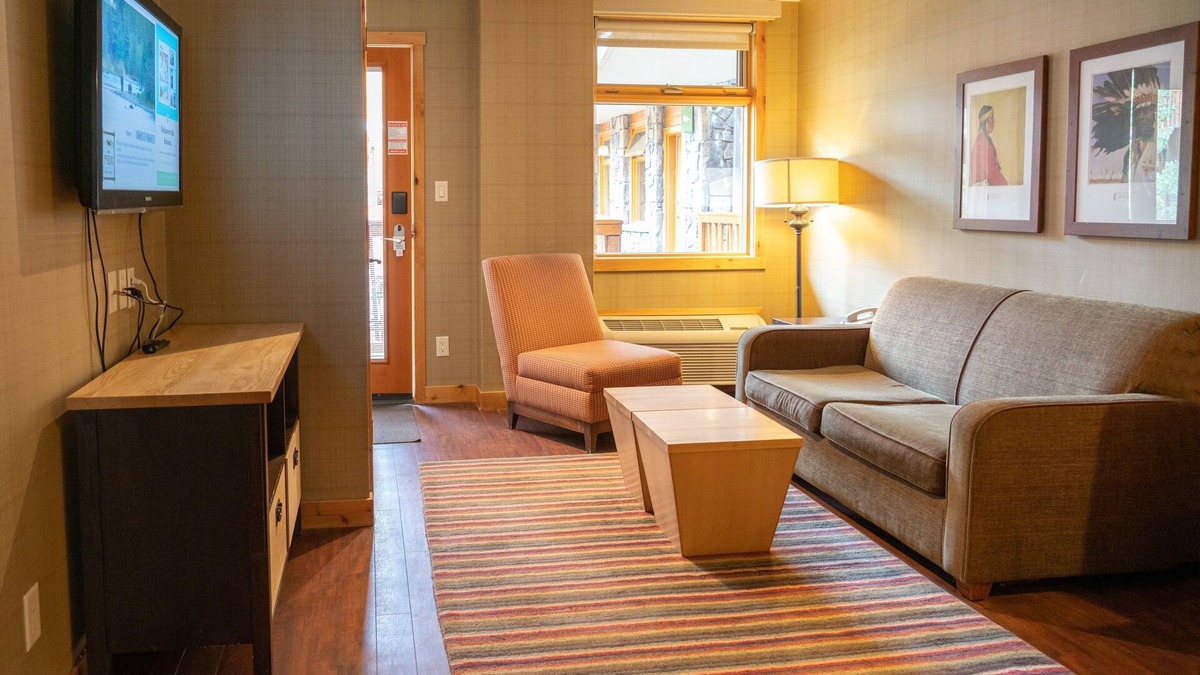 Banff Condo | Fantastic Banff Getaway with Incredible Hot Pools