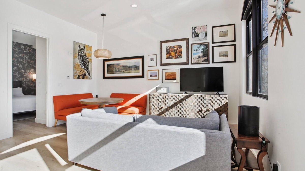 Golden Apartment | Fantastic Downtown Golden Location! Close to everything! Completely remodeled!