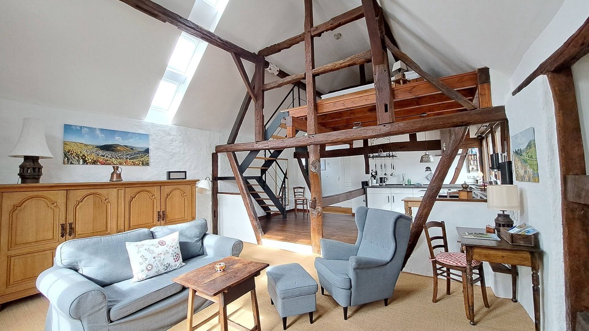 Antweiler Apartment | Fantastic Eifel apartment for 2 people with sauna, countryhouse garden & terrace