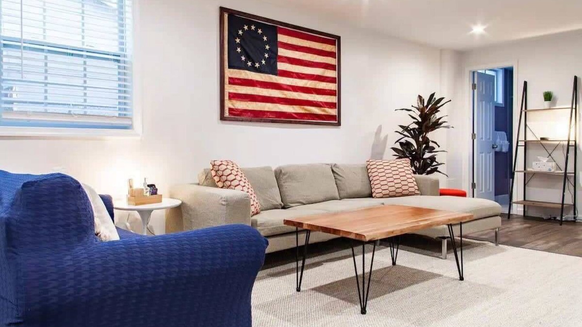 East Falls Church Apartment | Fantastic Falls Church HomeBase for DC area travel