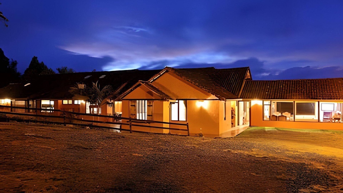 Choconta House | Fantastic Hacienda Represa del Sisga WiFi TV BBQ