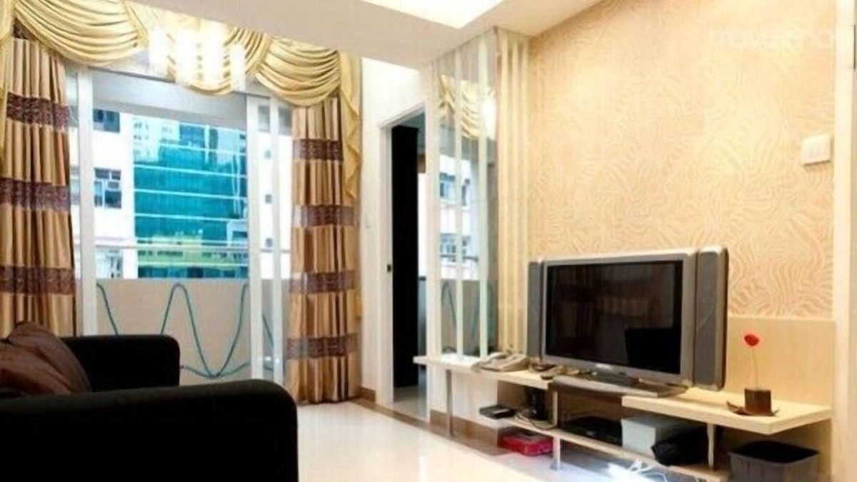 Wan Chai Apartment | Fantastic (HK) in the Heart of HK
