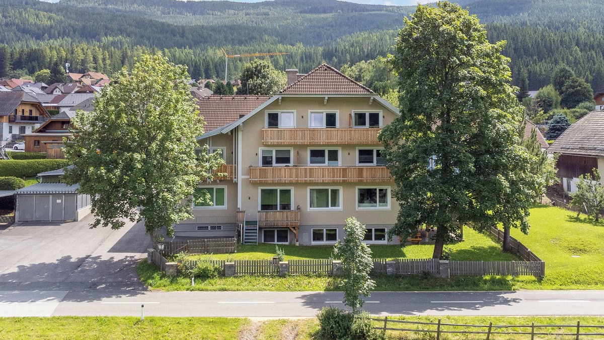 Tamsweg Apartment | Fantastic holiday apartment with great views