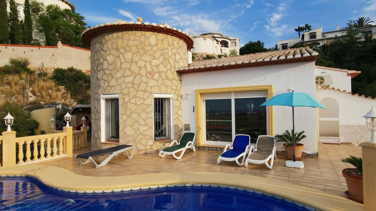 Monte Pego Villa | Fantastic holiday home with private pool and panoramic view, WIFI, air conditioning