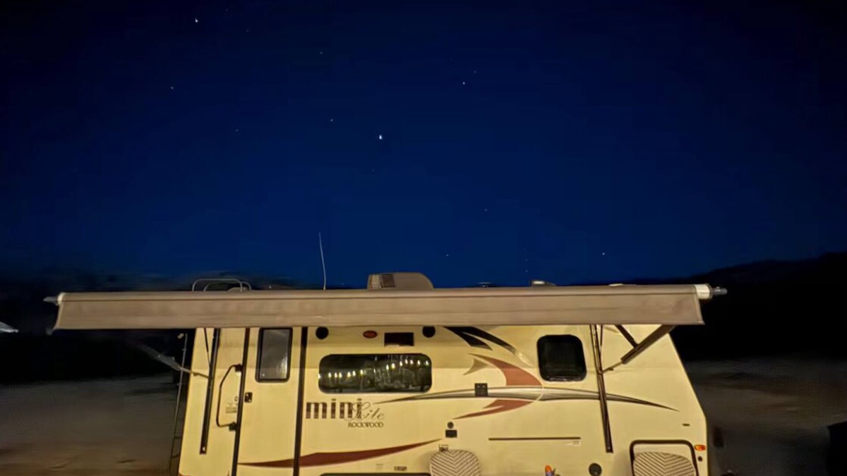 Kaweah House | Fantastic Little RV with AC in charming Exeter