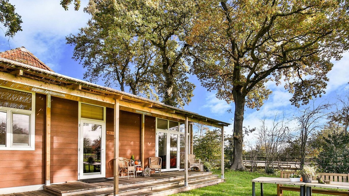 Tripscompagnie House | Fantastic modern vacation home with views