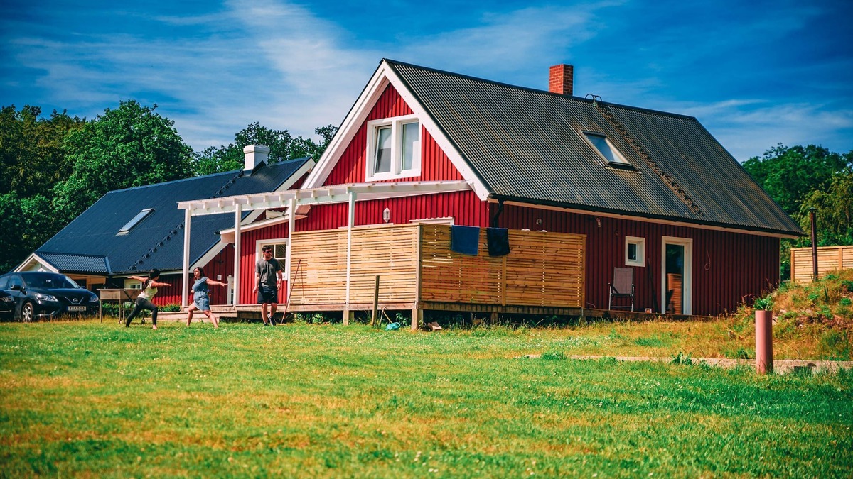Olofstrom House | Fantastic nature, hot tub, boat, sauna