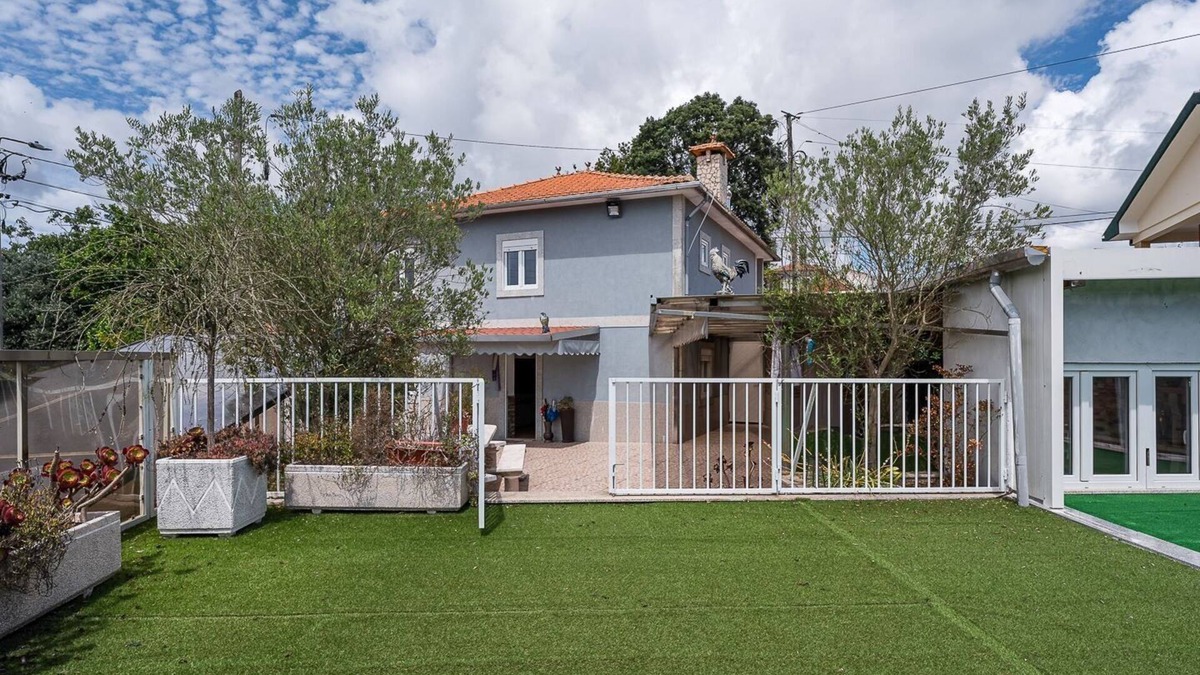 Oliveira De Azemeis Apartment | Fantastic home in Bustelo