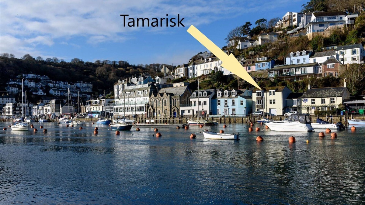 West Looe House | Fantastic river side house with garage parking