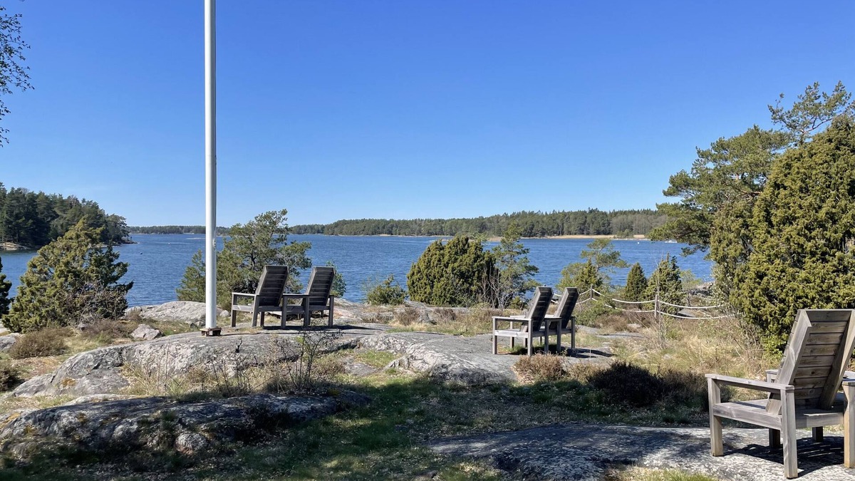 Nykoping O House | Fantastic seafront location with pool and Inga Lindstrom around the corner