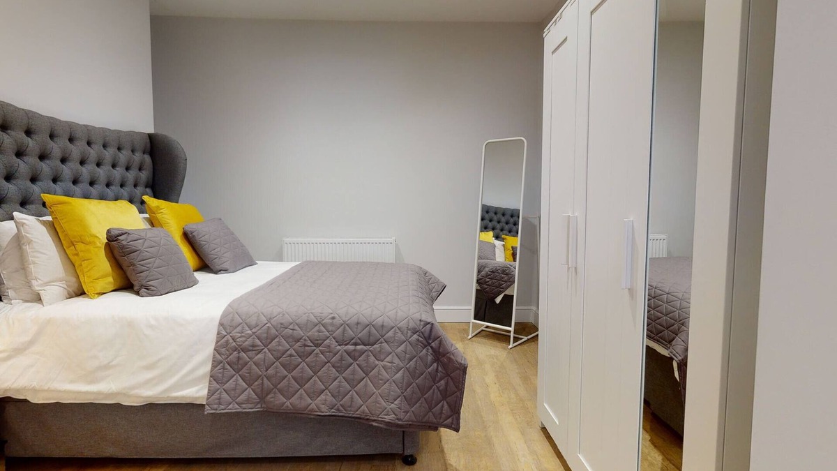 Coventry City Centre Apartment | Fantastic Studio Apartment
