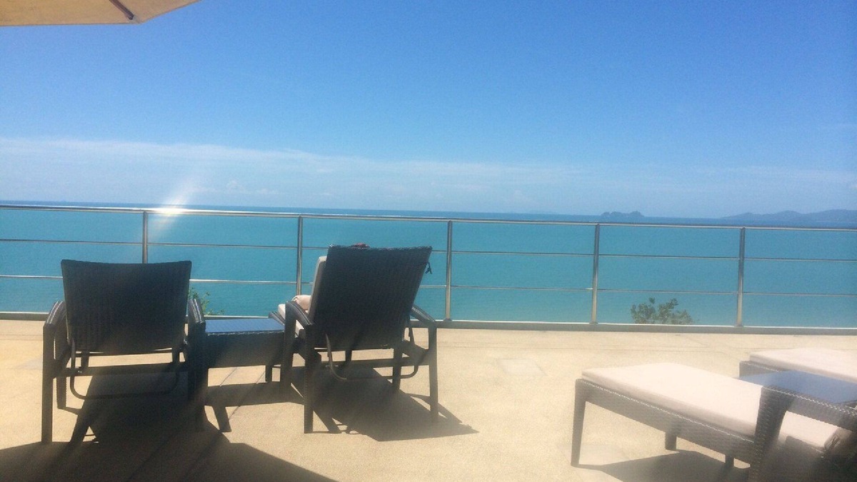 Bang Po Villa | Fantastic villa by the sea