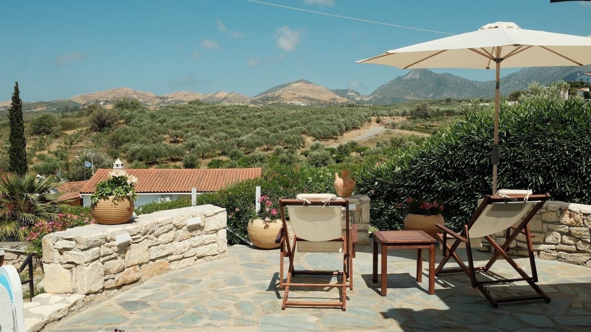 Roumeli House | Fantastic villa with private pool & garden - peace & sea in Roumeli, Crete