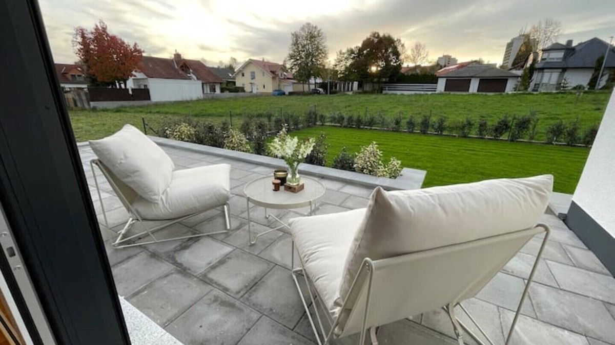 Worms Apartment | Fantastically bright apartment with sun terrace in a quiet location