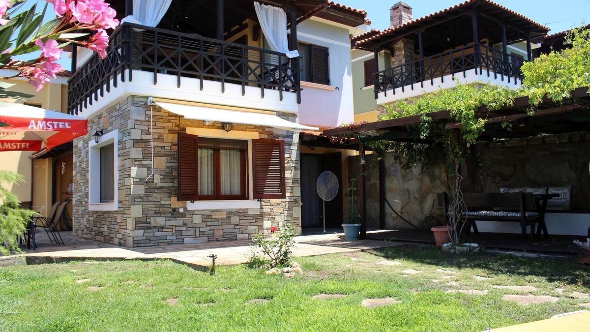 Nikita House | Fantastically located holiday house directly at the sea, Wifi | Nikiti, Chalkidi