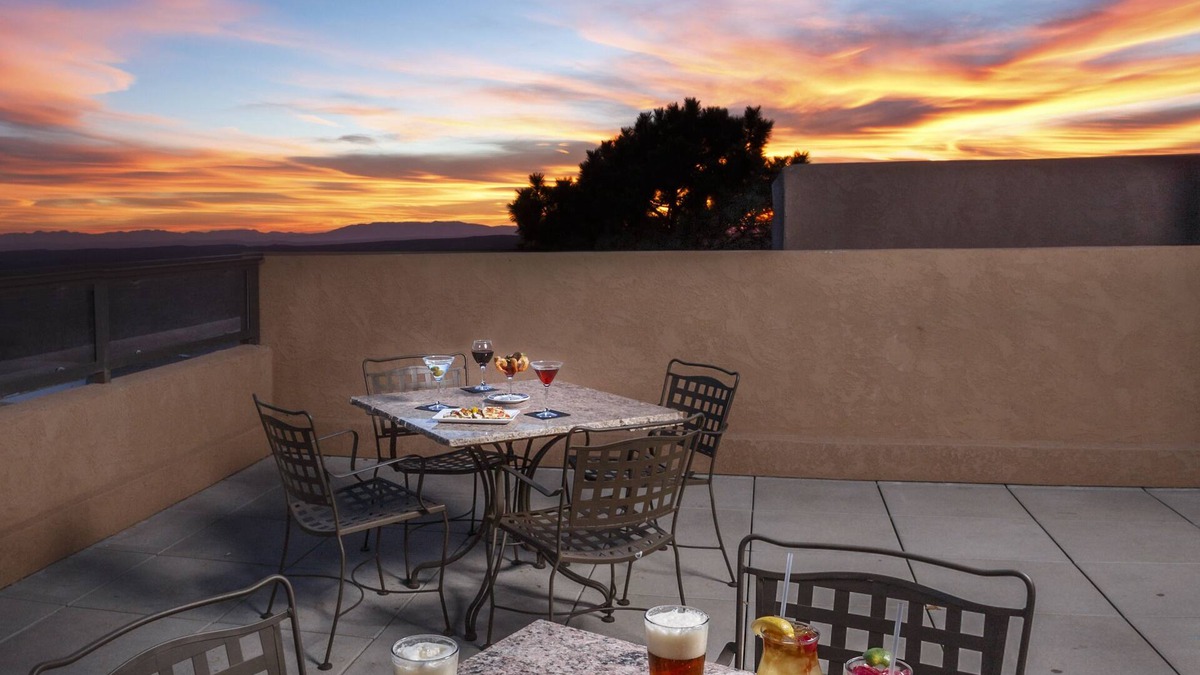 Mesa Verde National Park Resort | Far View Lodge