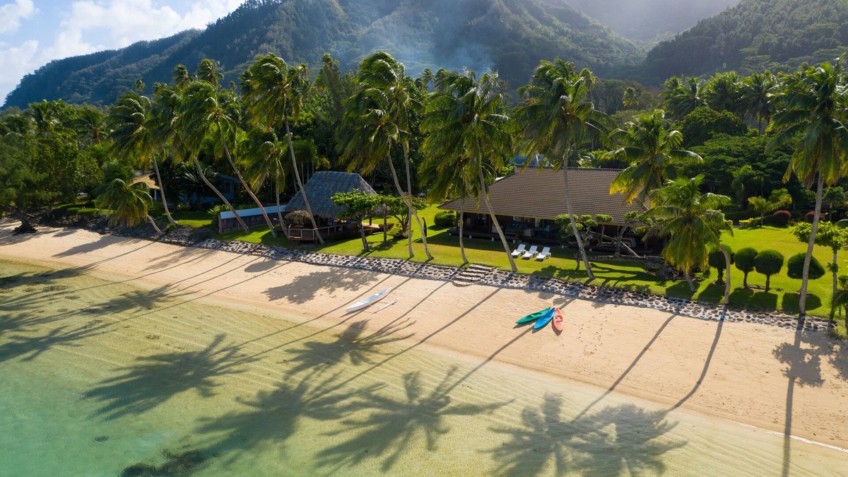 Ha'apiti Villa | Fare Varari Beach Villa in Moorea, French Polynesia
