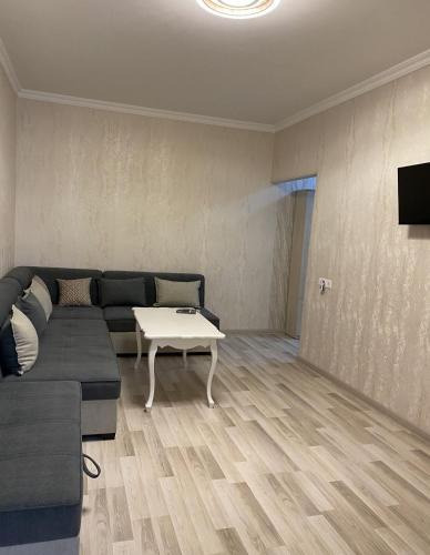 Kadriye Apartment | Farik'in Türkiye'deki evi