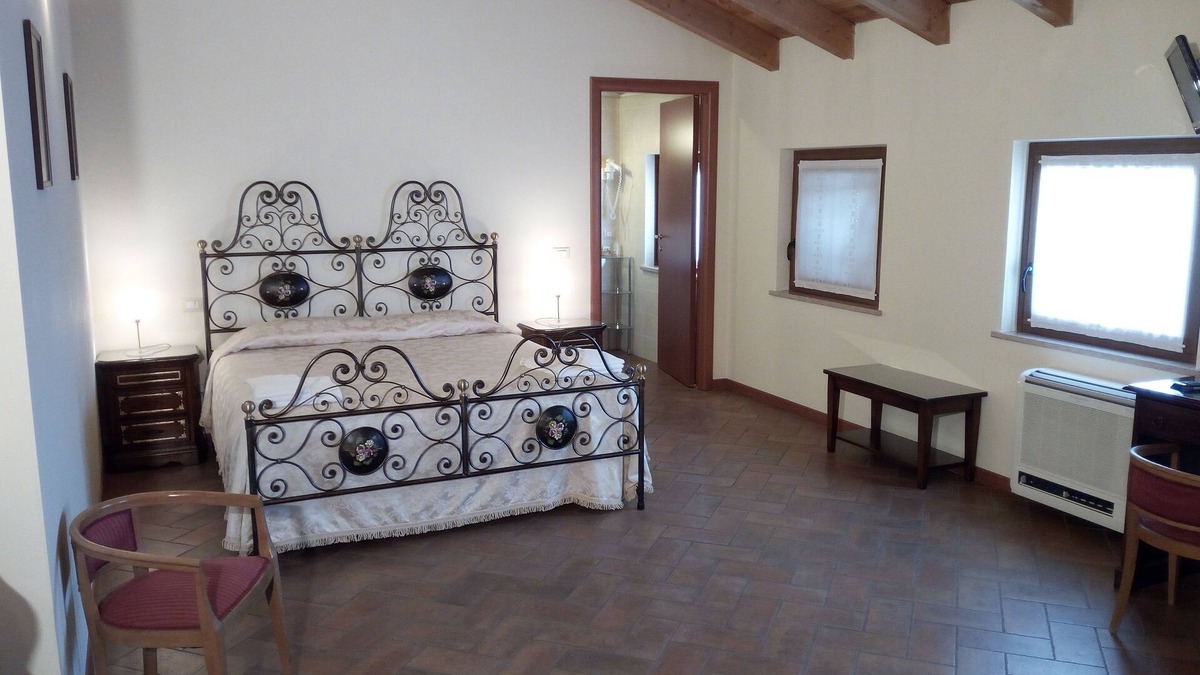 San Martino Buon Albergo Other | Farm BB Mambrotta - Fornasa