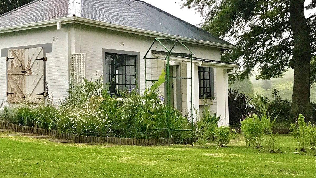 Curry's Post Cottage | Farm fun for the family