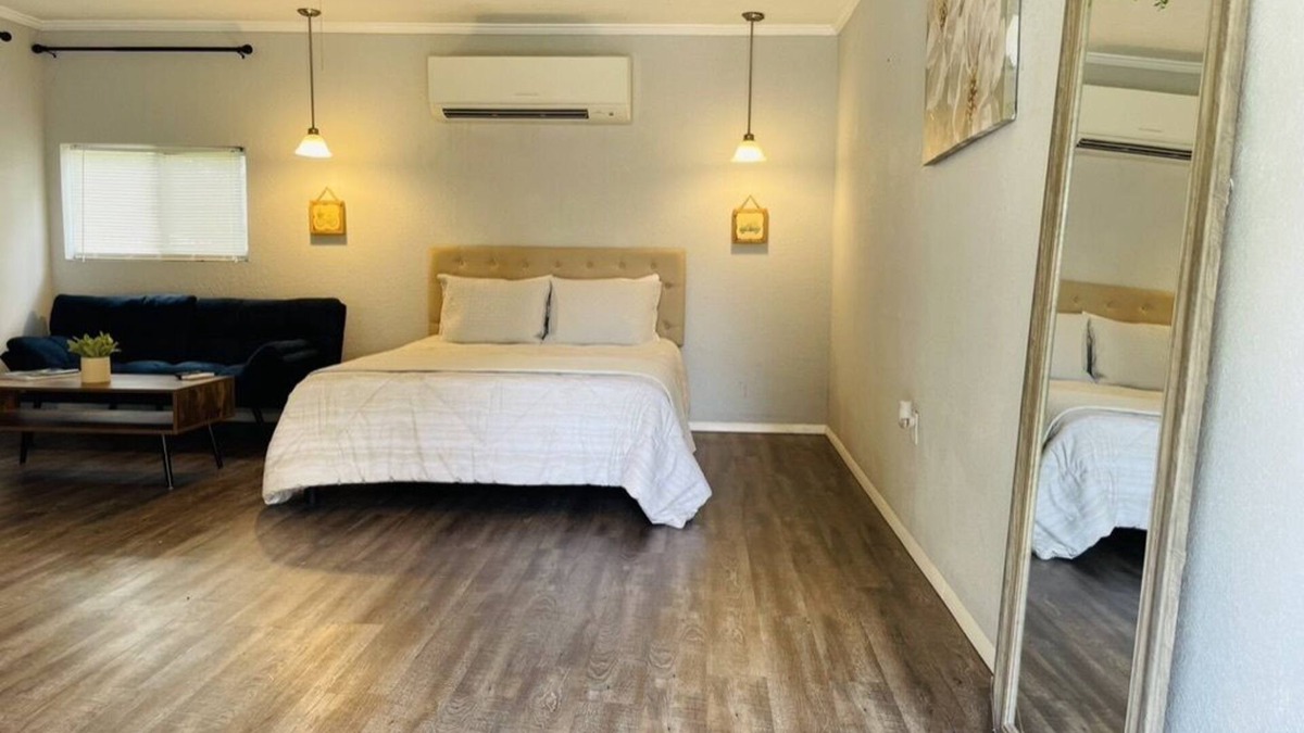 Summerfield Apartment | Farm living by Santos Trails & the Villages!