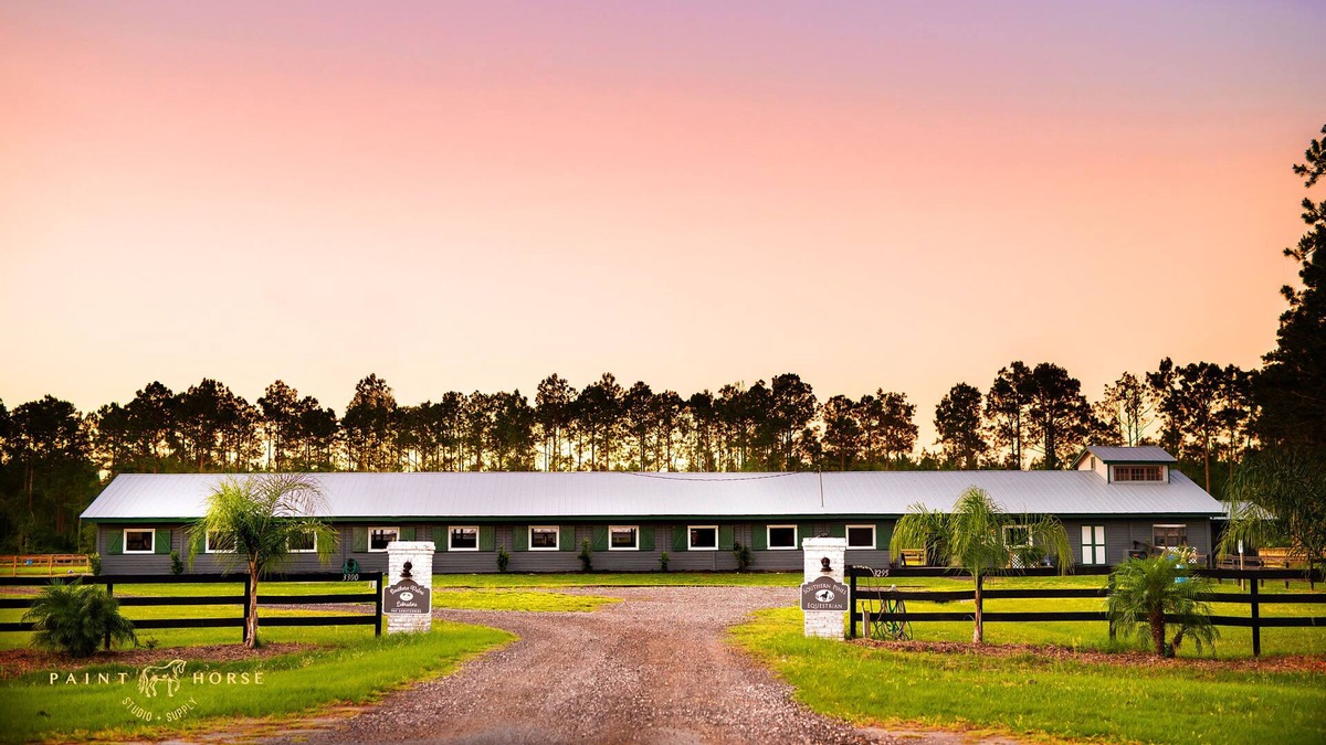 St. Augustine Apartment | Farm Living is the Life! Come stay at the Horse Farm in Barn Apartment