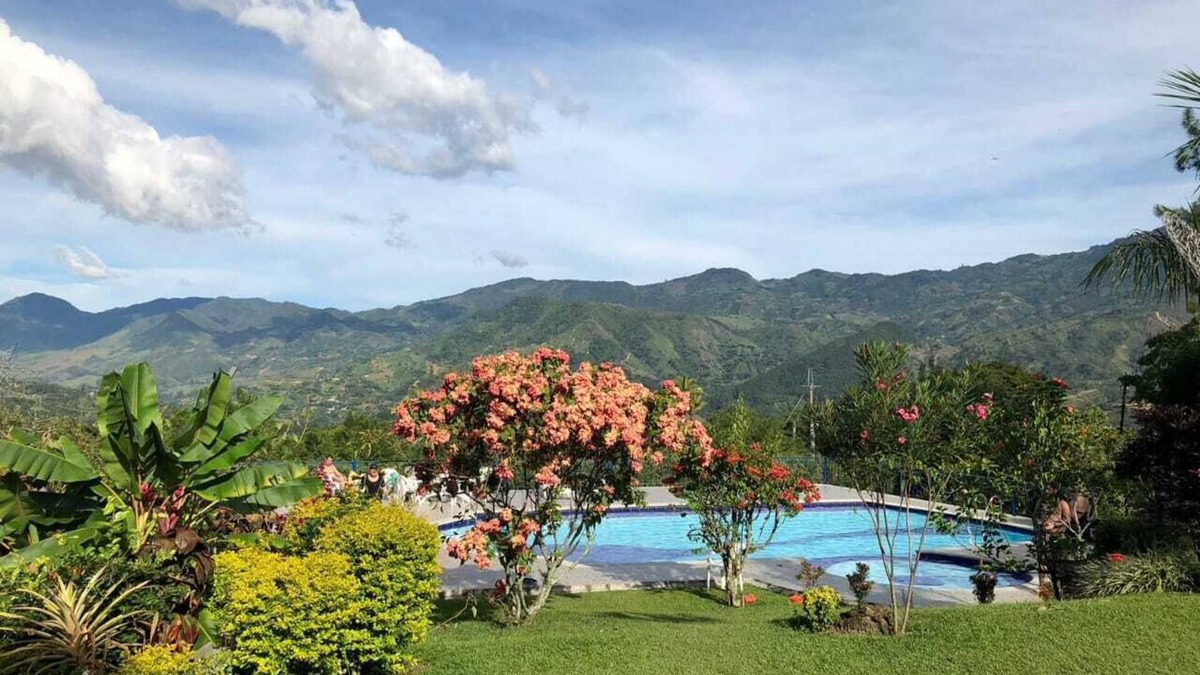 Barbosa House | Farm near Medellin with mountain views