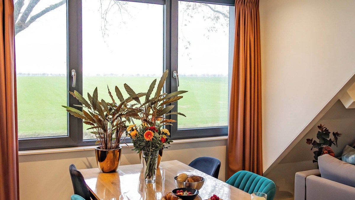 Lutten House | Farm Room Horizon