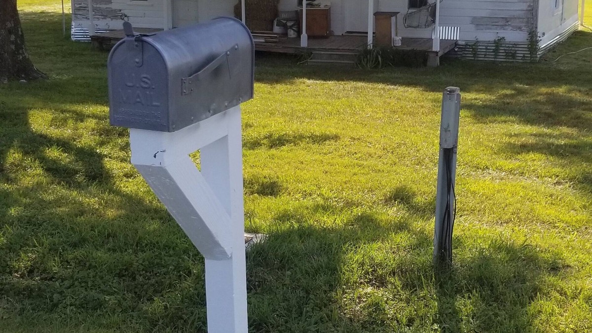 Brownsville House | Farm Stay!