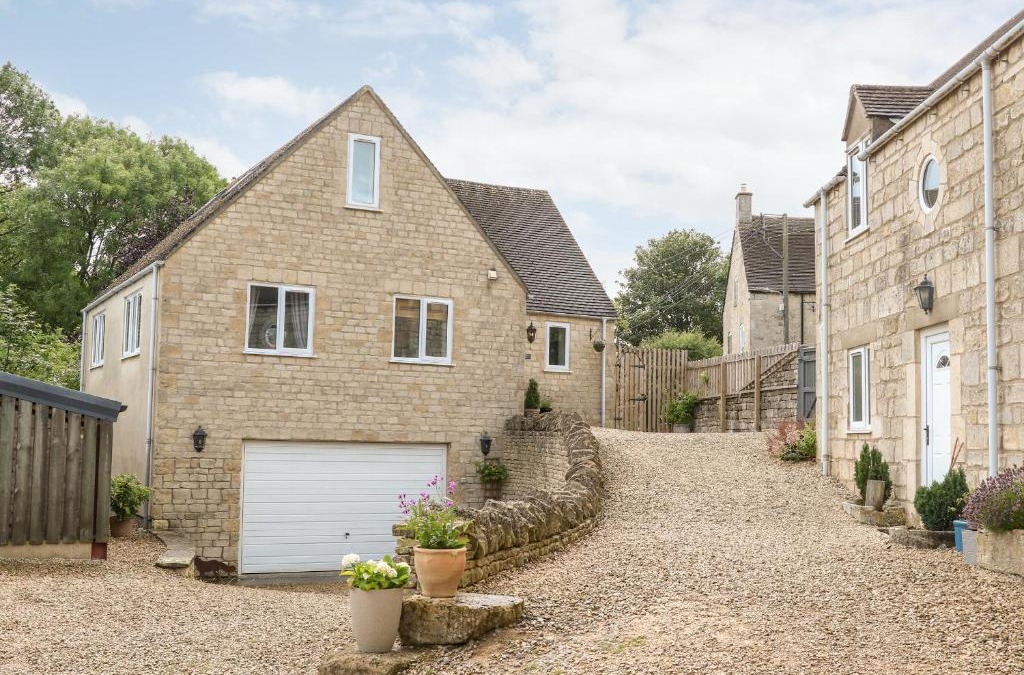 Painswick House | Farm View Lodge