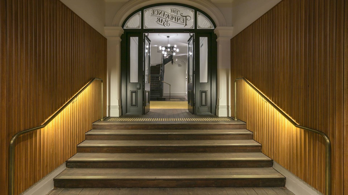 Northam Hotel | Farmers Home Hotel